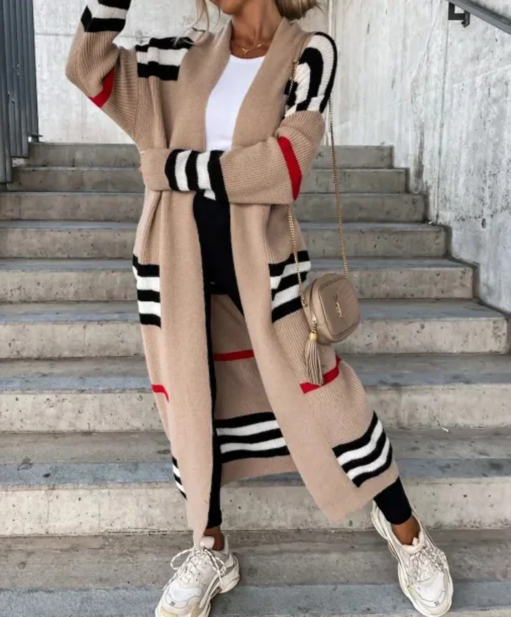 Lilian | Relaxed and stylish winter cardigan - Image 3