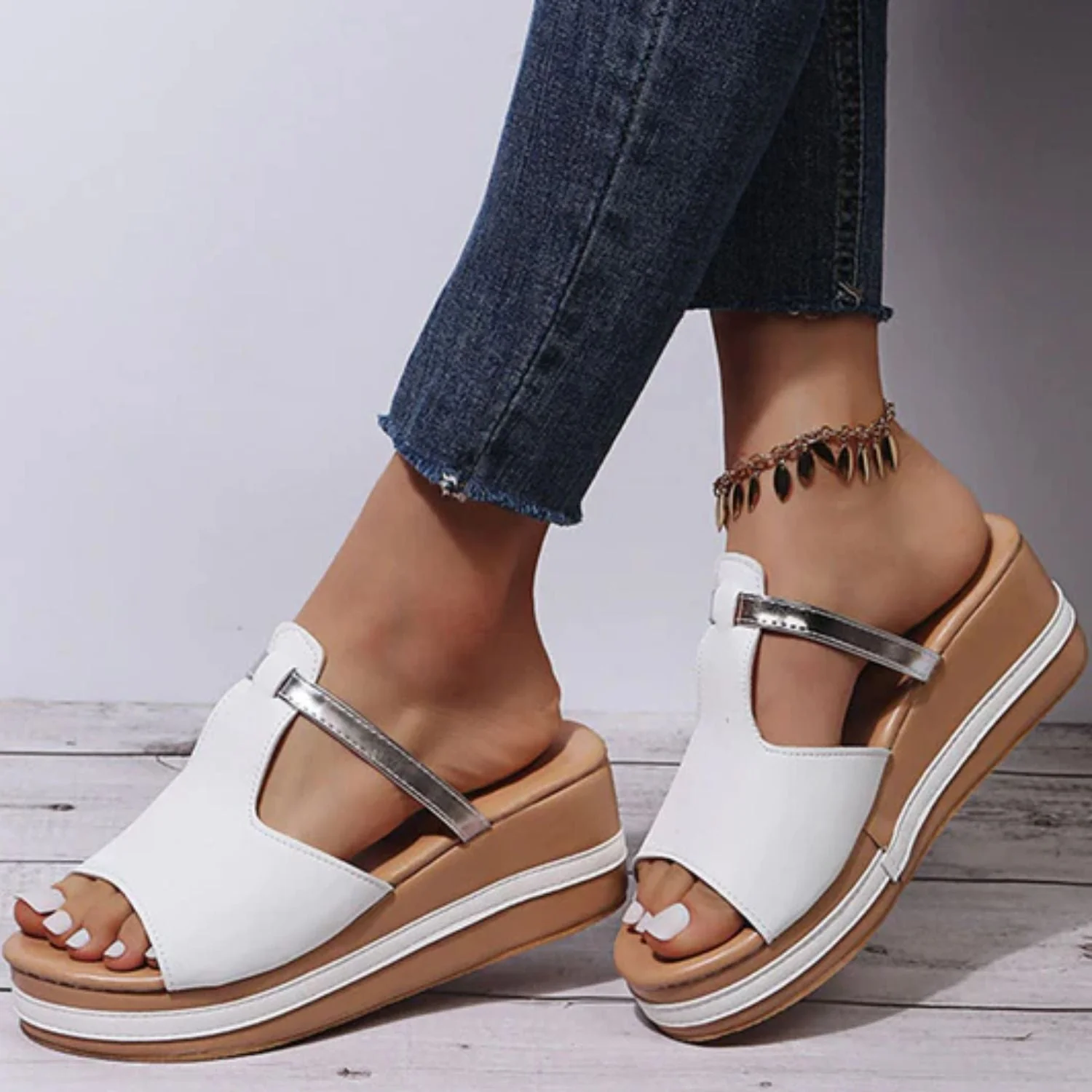 Liliana® | Fashionable, Orthopedic Sandals With High Soles - Image 2