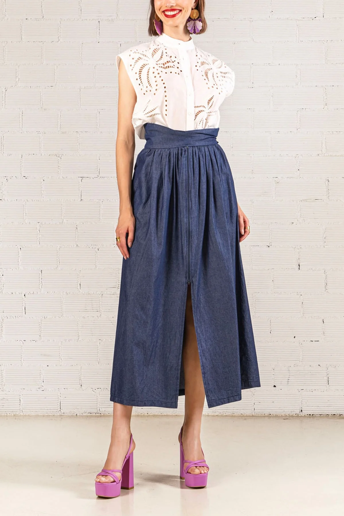 Lilianne® | Sleeveless Blouse - Image 2
