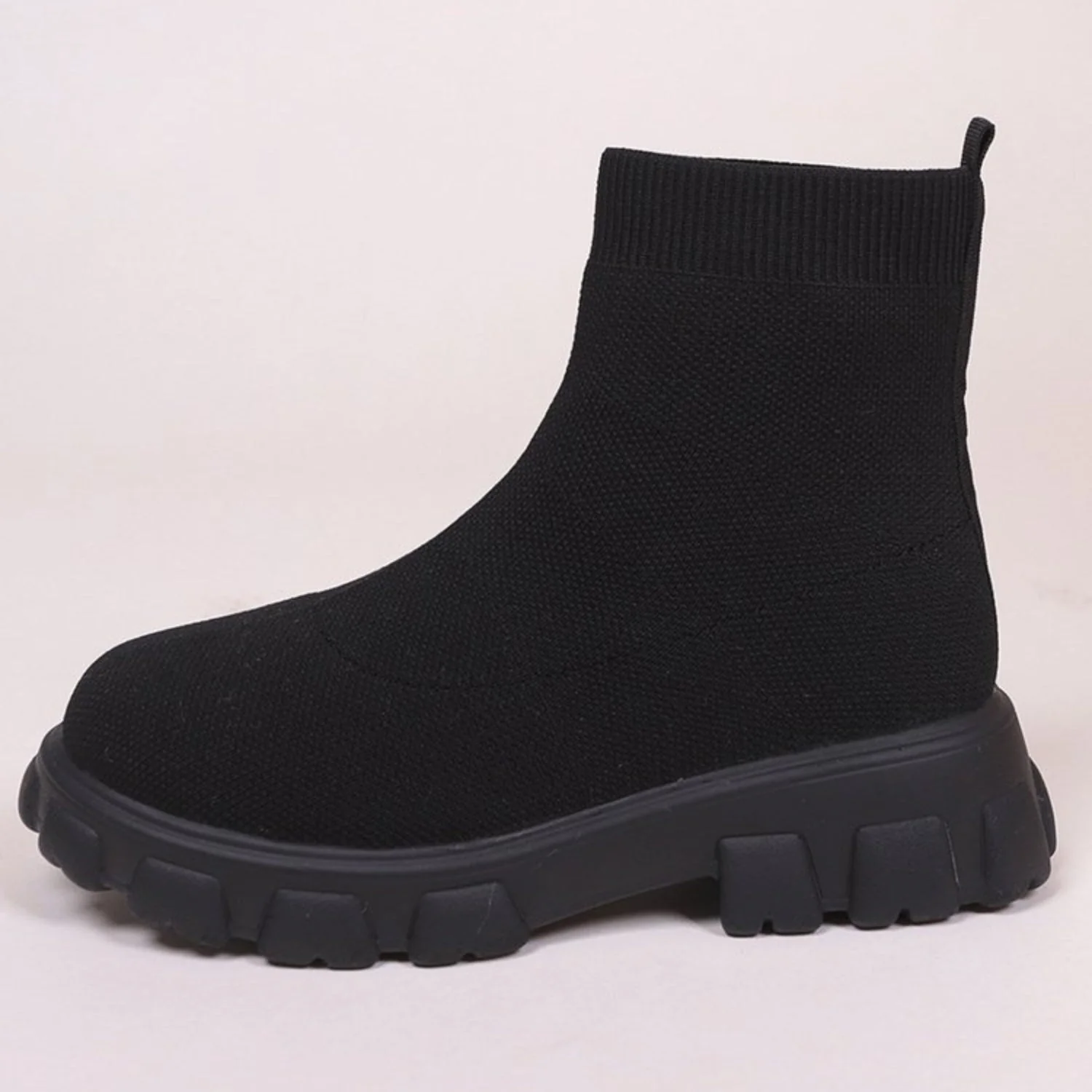 Linda | Custom-made, supportive orthopedic boots - Image 3