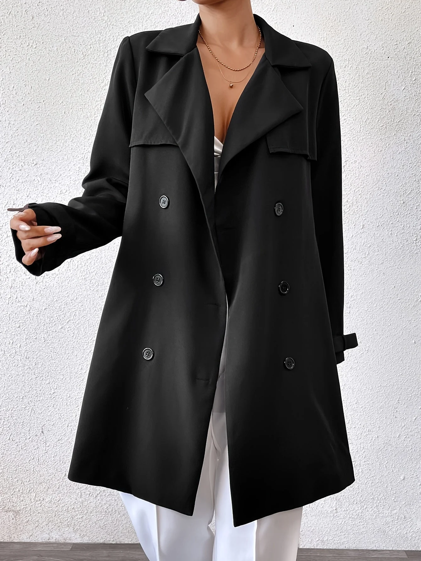 Linda | Double-breasted long coat with a tie belt