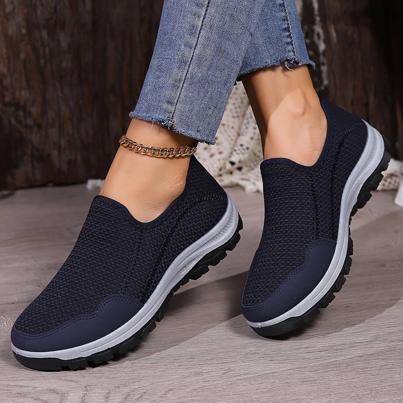 Lisa® | Uncomplicated and trendy   sneakers - Image 7