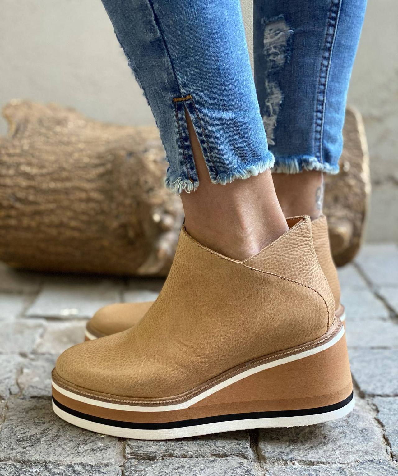 Lolita® | Casual and stylish   boots - Image 4