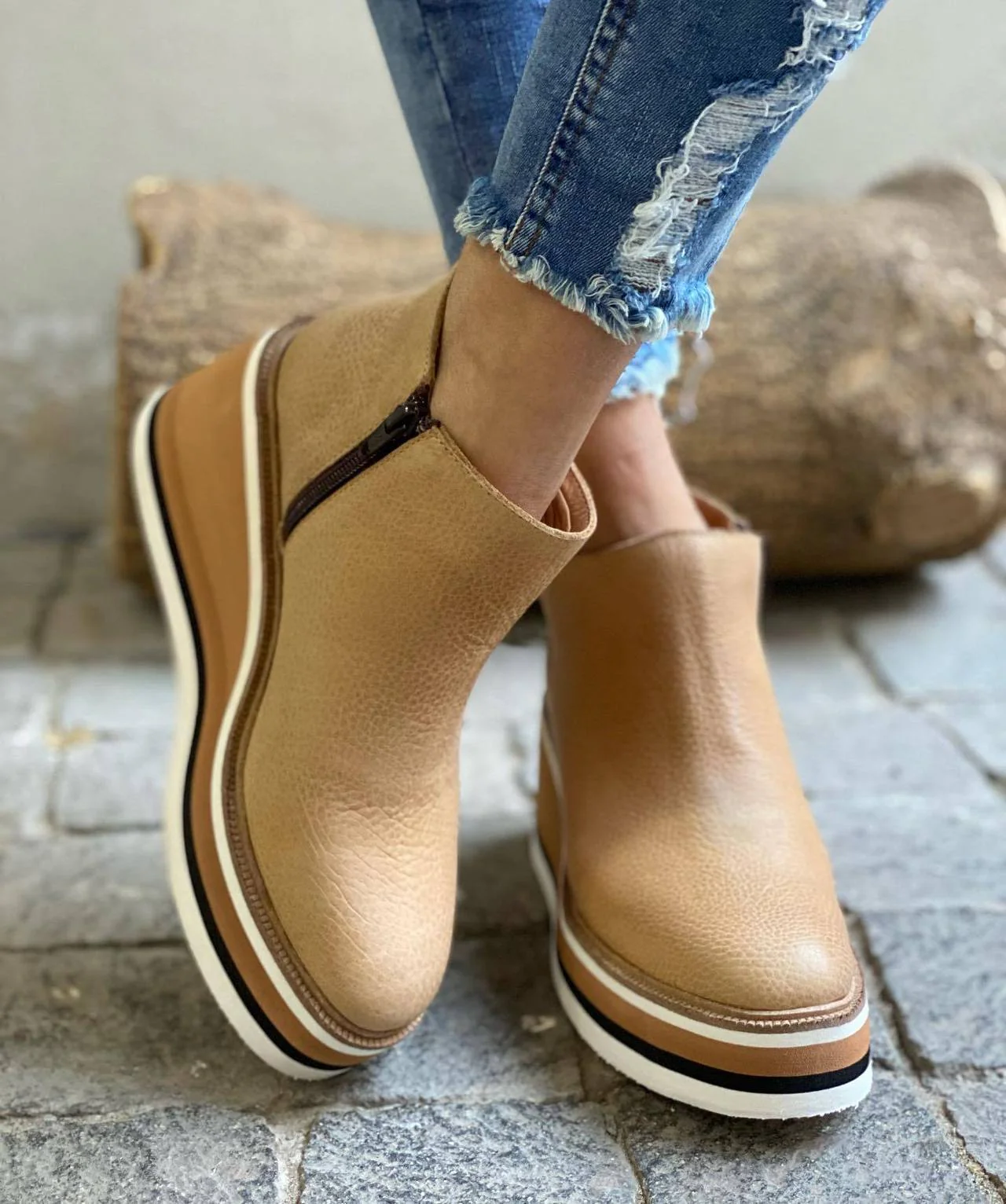 Lolita® | Casual and stylish   boots - Image 8