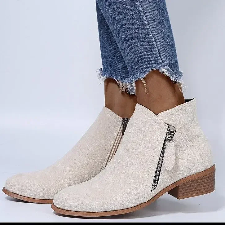Lorena | Comfortable and durable orthopedic ankle boots - Image 6