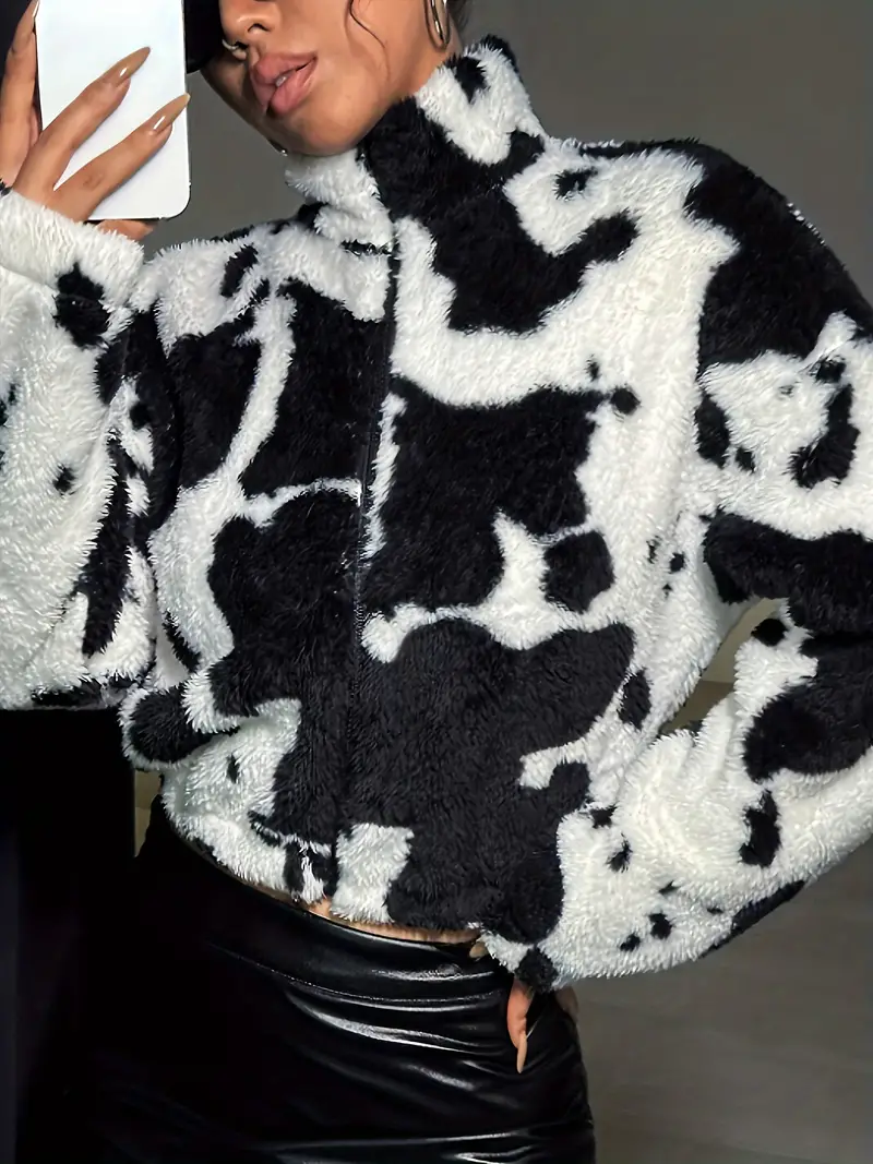 Lorena | Cozy jacket with zip and cow print - Image 3