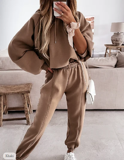 Lorena | Relaxed and stylish winter garment - Image 3