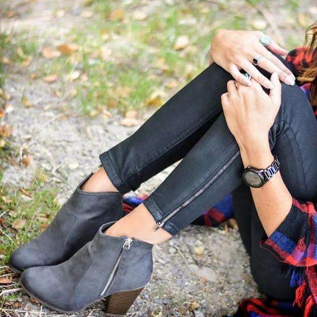 Lorena | Supportive, lightweight orthopedic boots - Image 3