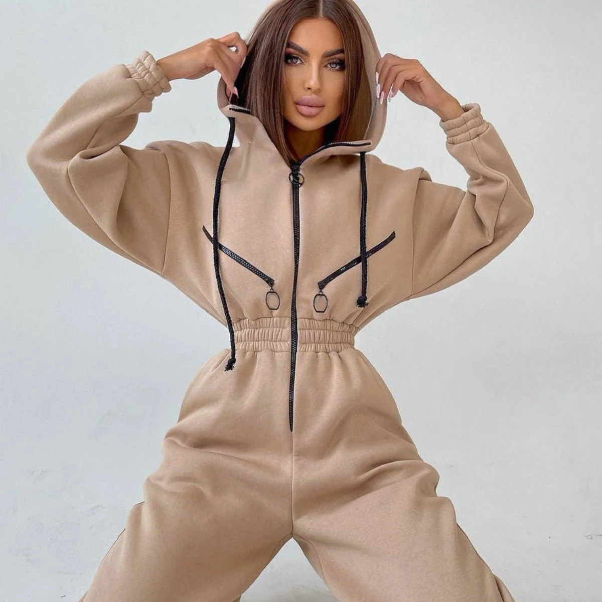 Lorena | Sweatshirt with hood and waist - Image 3