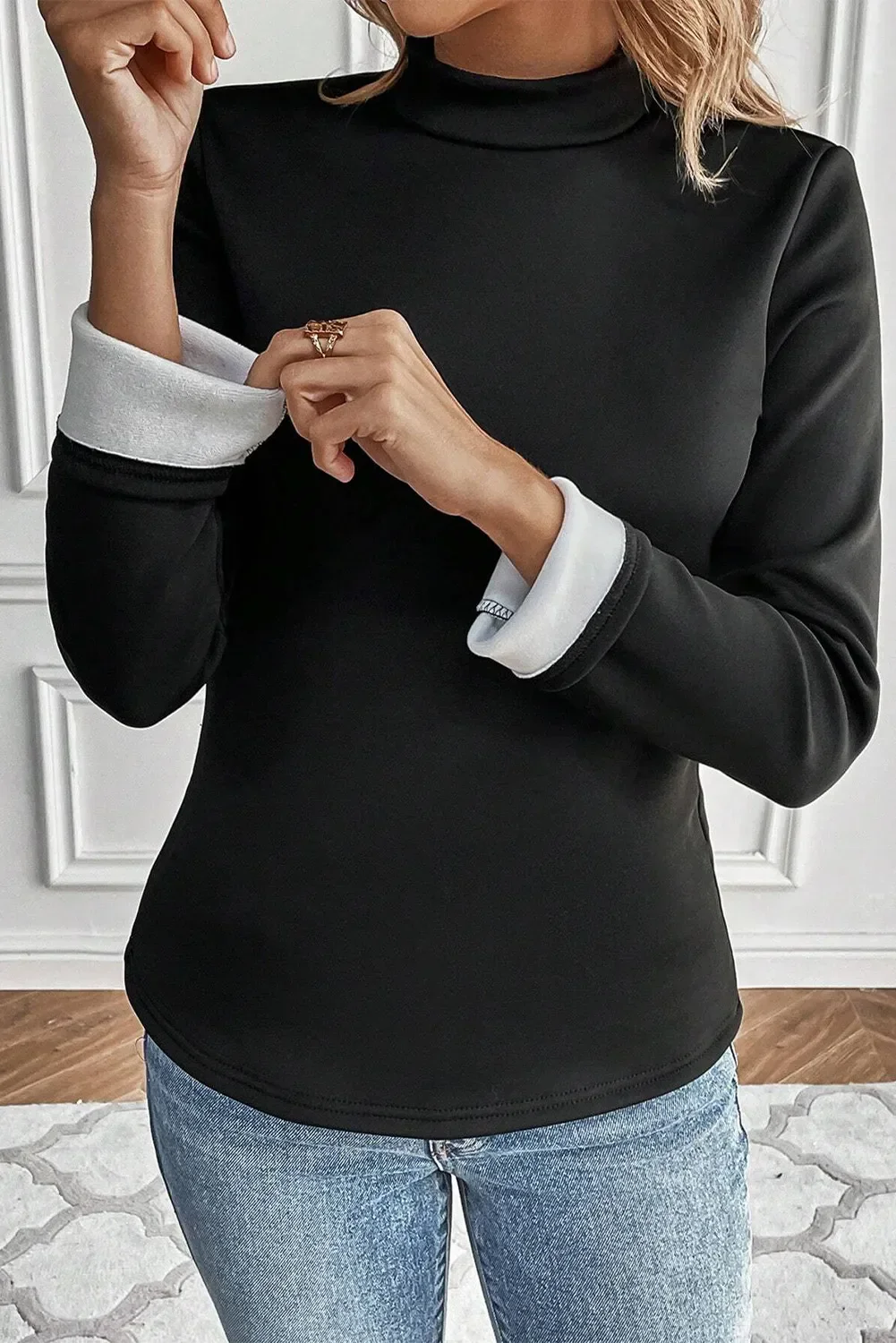 Loretta | Thermo-lined long-sleeved blouse with stand-up collar