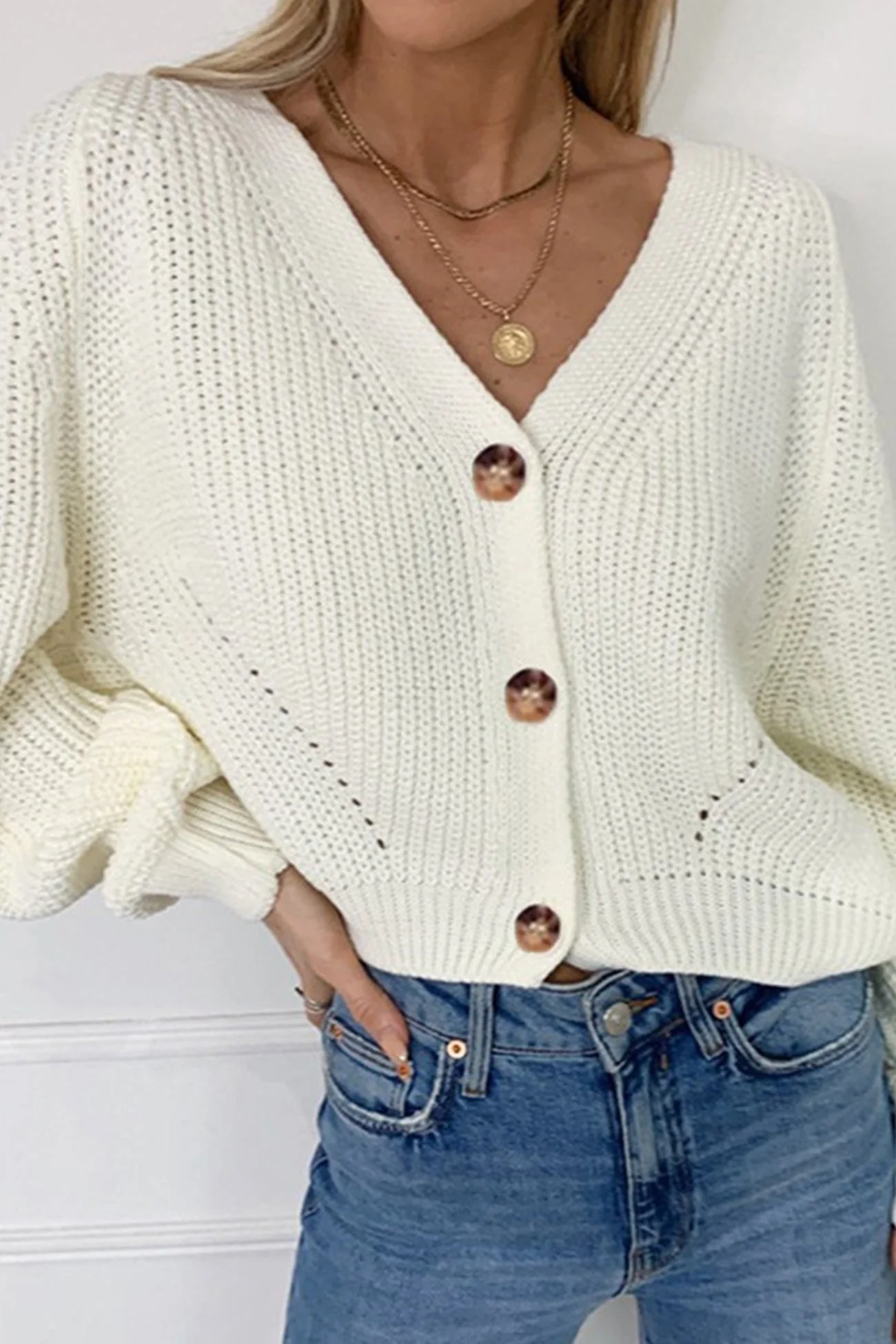 Loretta | V-neck cardigan with lantern sleeves - Image 2