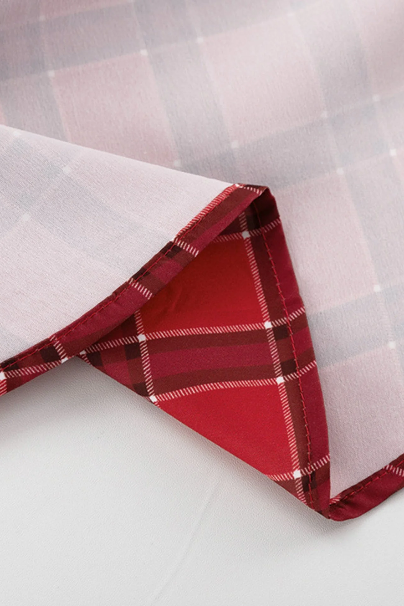 Lucía | Checked single breasted loose blouse - Image 8