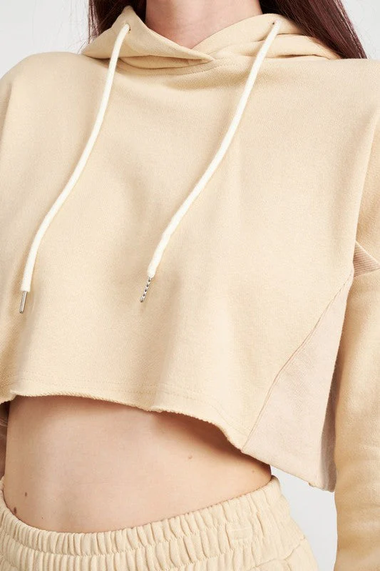 Lucía | SHORT HOODIE WITH DRAWSTRING - Image 2