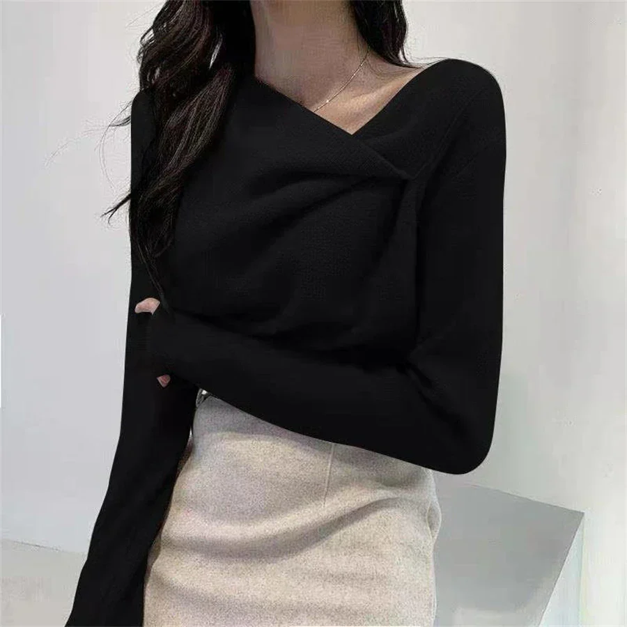Lucie | Velvet sweater for women - Image 4