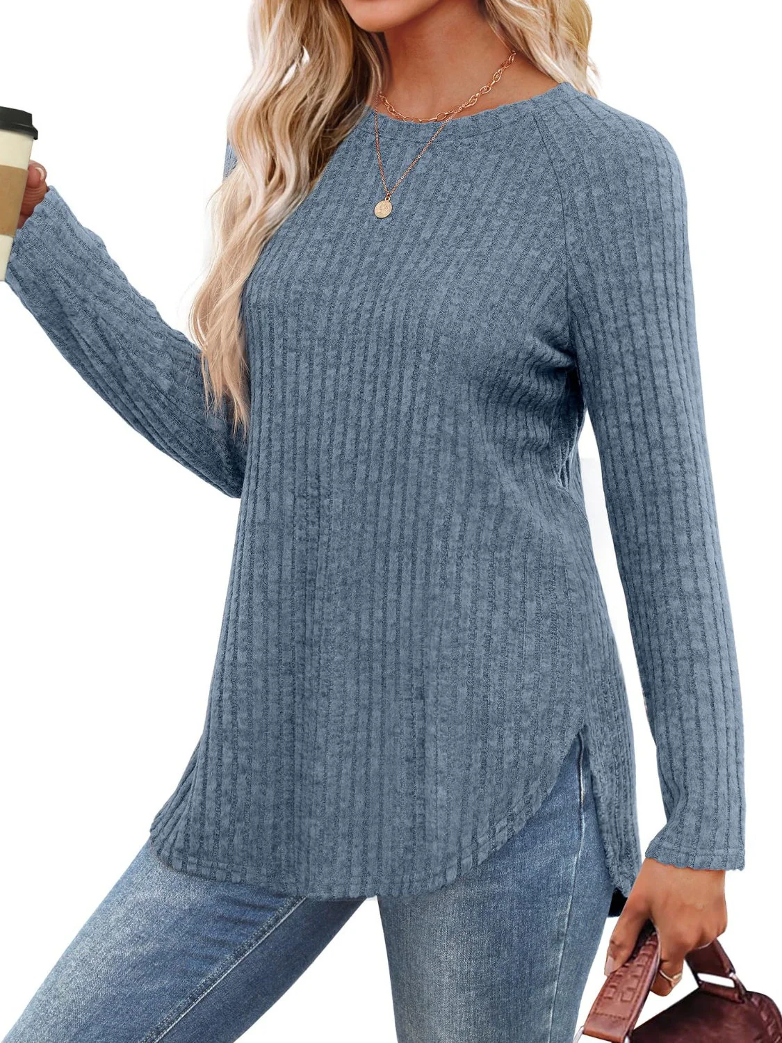 Lucrezia | T-shirt with a crew neck and raglan sleeves - Image 19