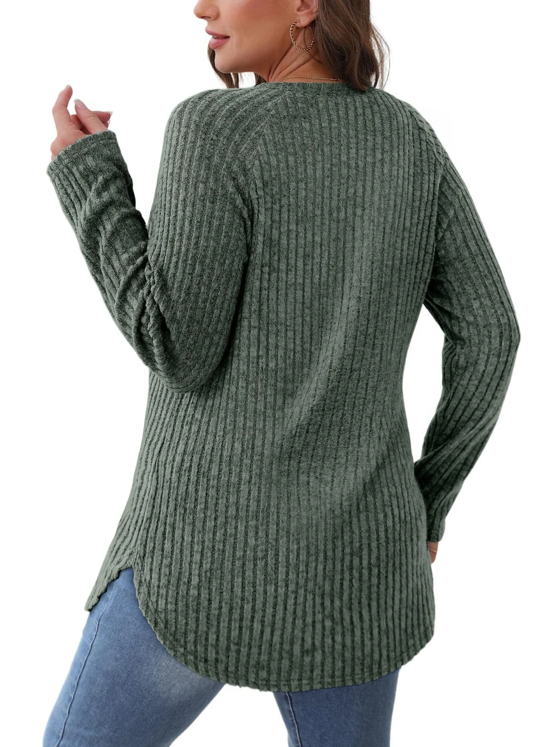 Lucrezia | T-shirt with a crew neck and raglan sleeves - Image 24