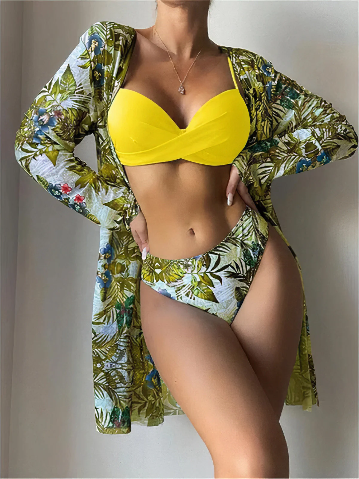 Ludmila® | Chic and versatile   bikini - Image 2