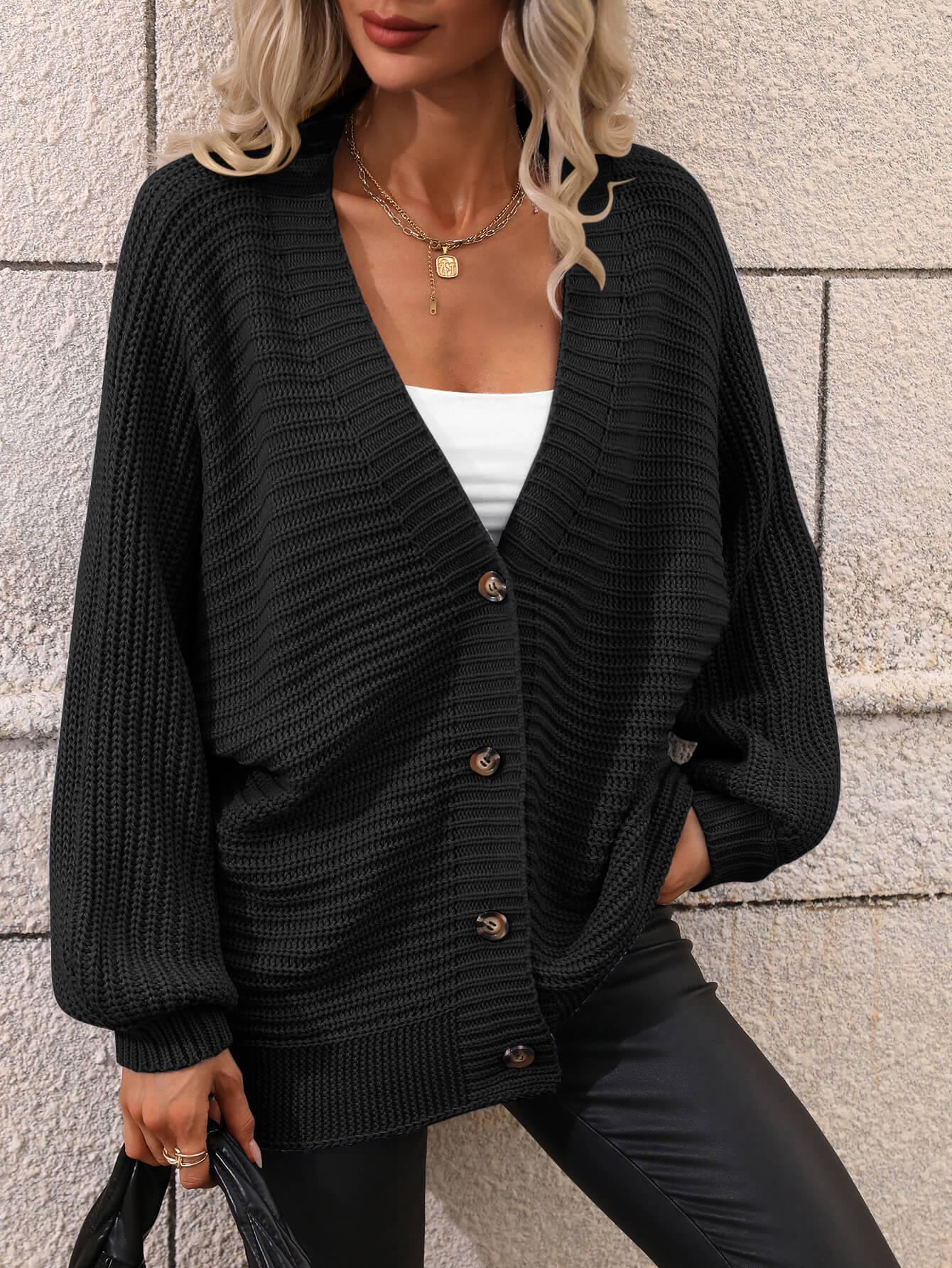 Luisa | Chic and versatile winter cardigan - Image 20