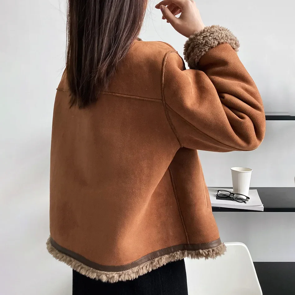 Magdalena | Classic and elegant winter shorts - Image 3