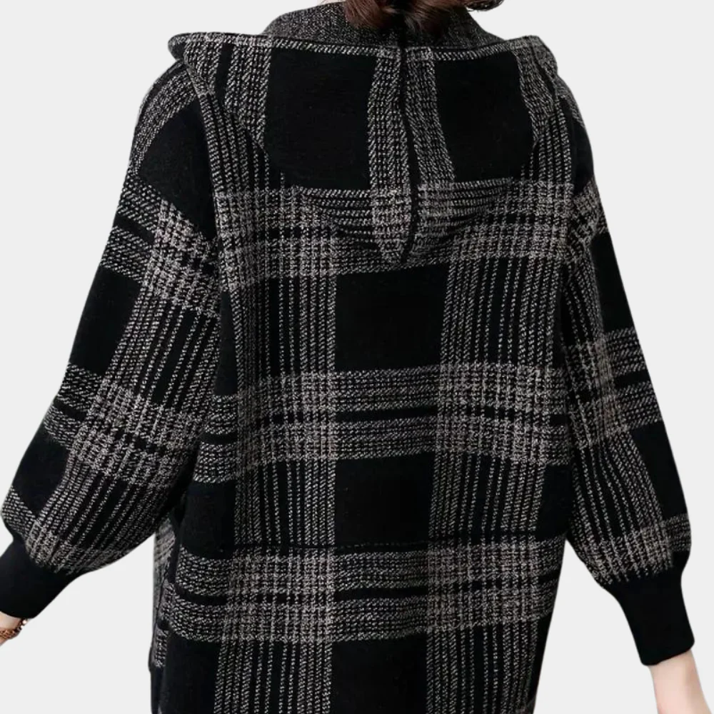 Magdalena | Elegant and versatile winter garment - Image 4