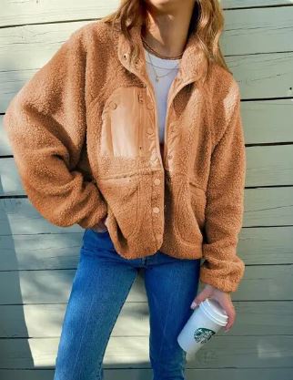 Magdalena| Timeless and elegant winter clothing