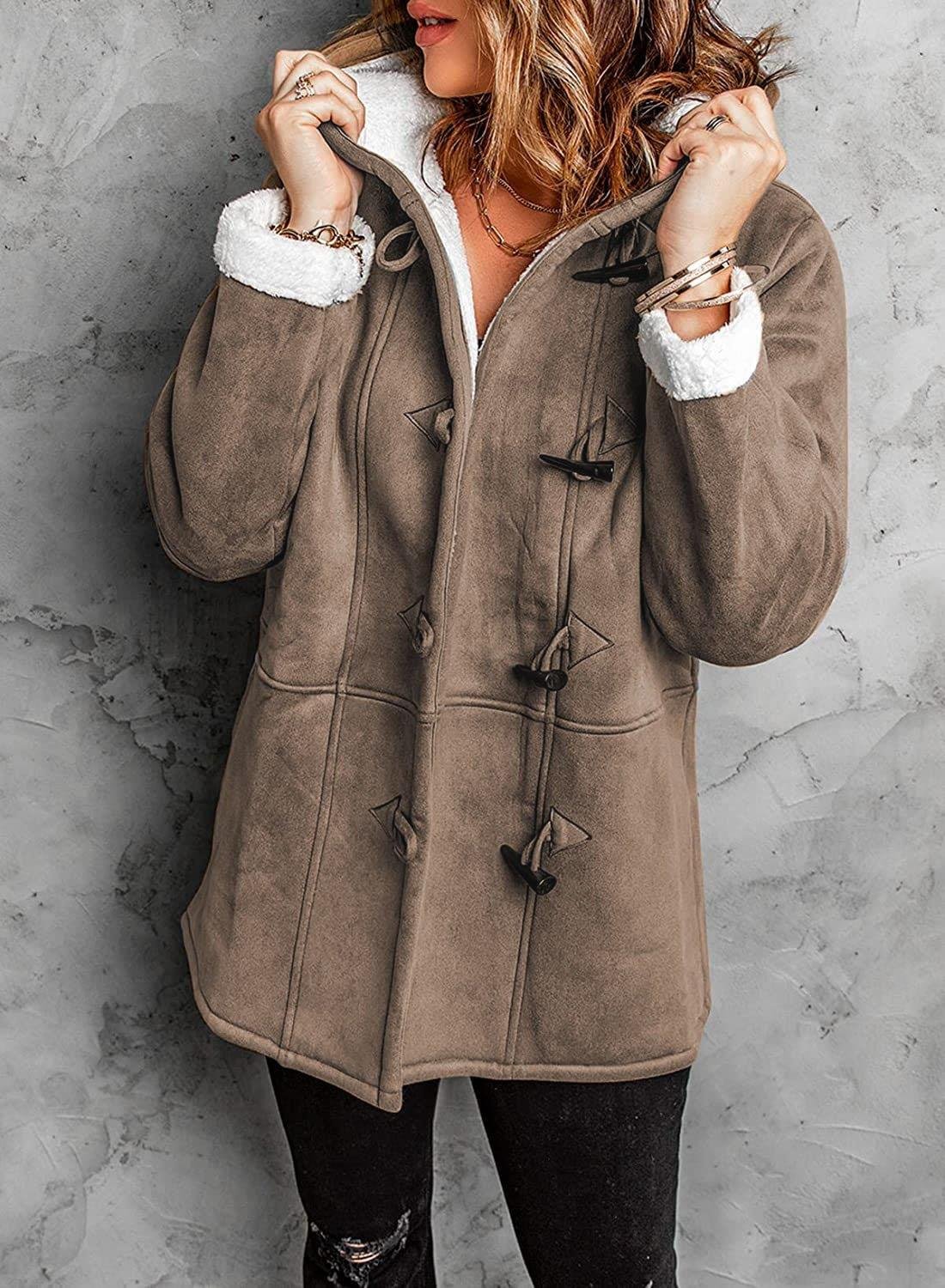 Maite | Warm winter coat with a unique look - Image 2