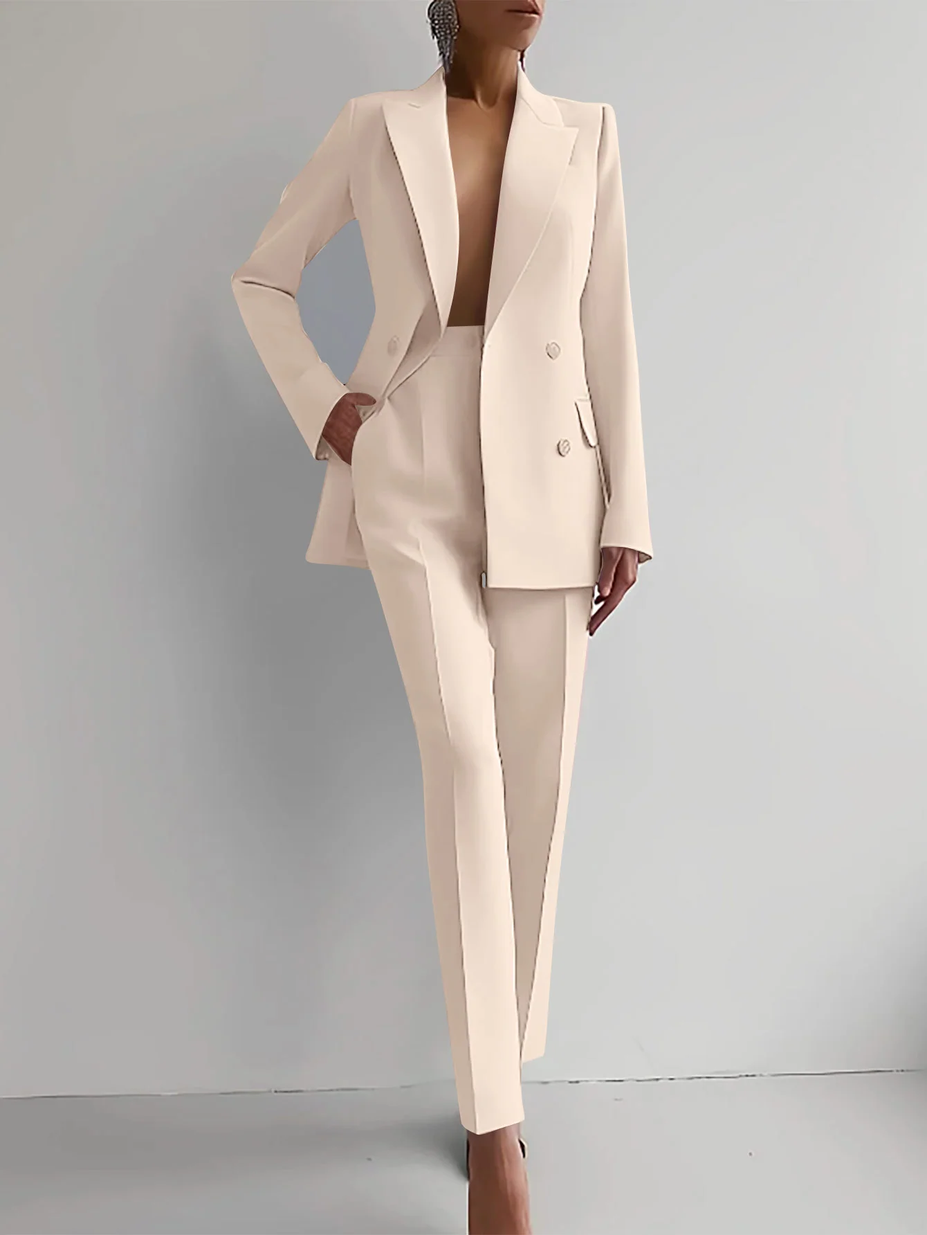 Manuela | Elegant suit for women - Image 6