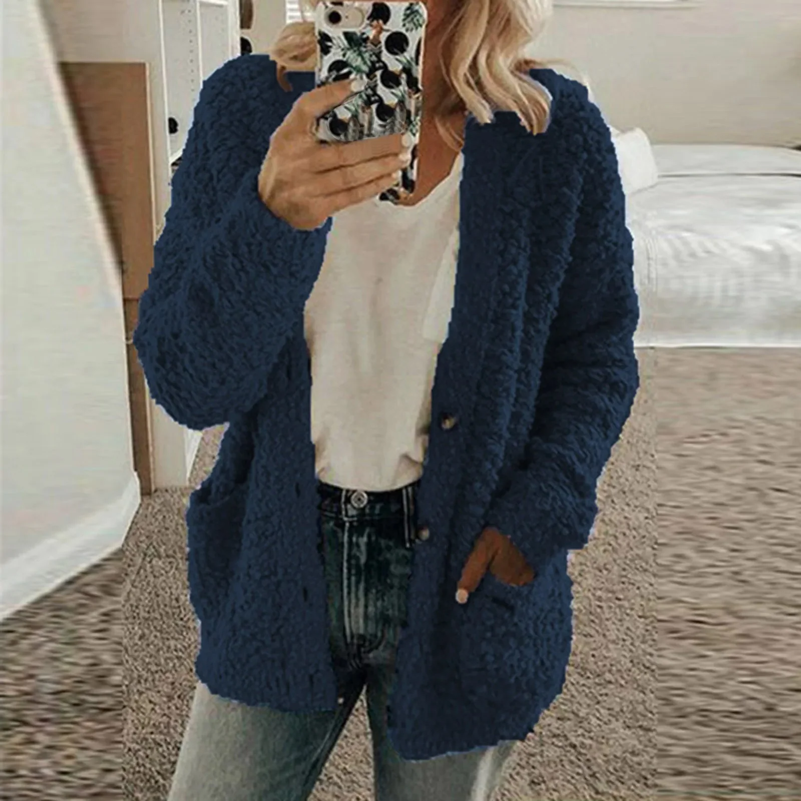 Manuela | Tailored and elegant winter cardigan - Image 16