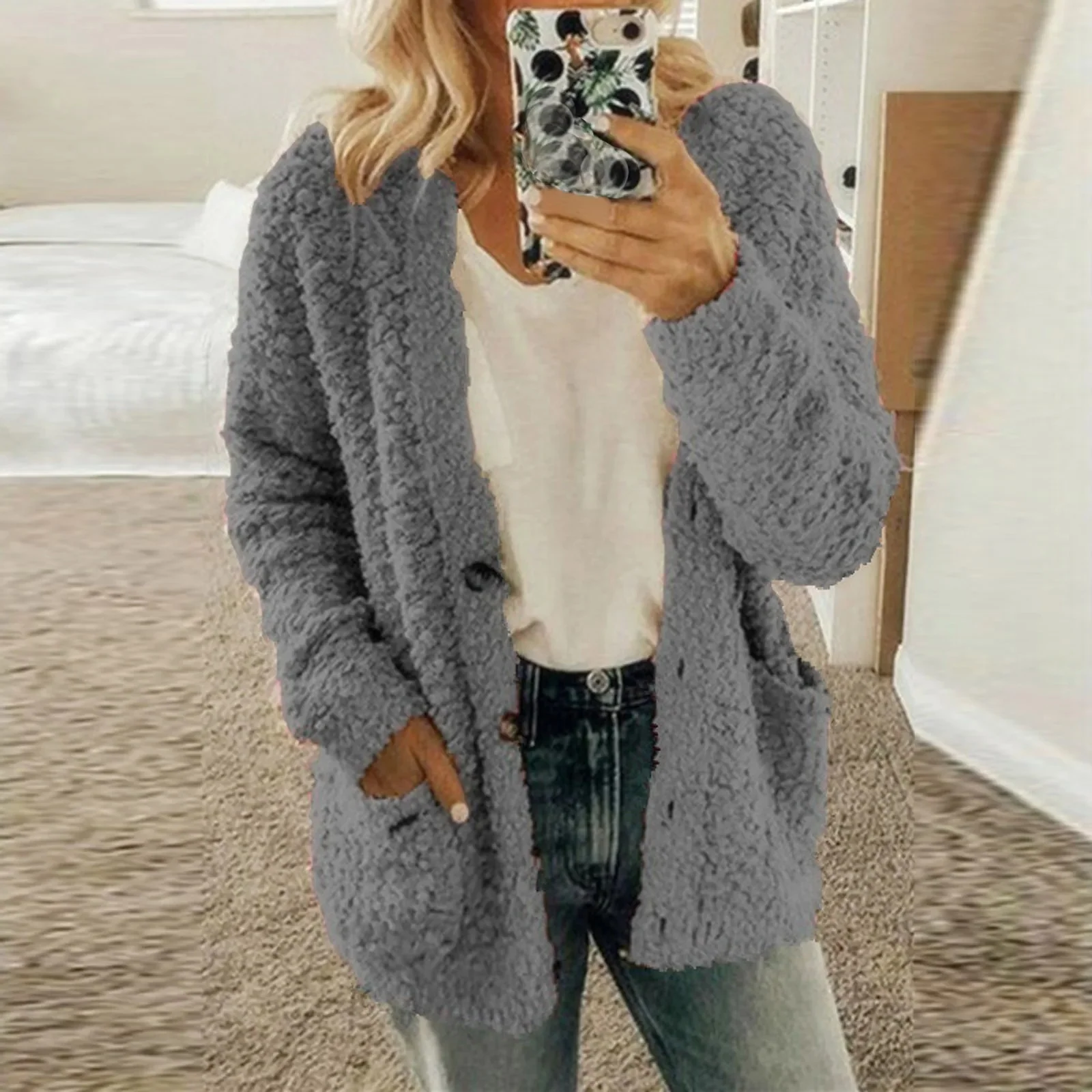 Manuela | Tailored and elegant winter cardigan - Image 4