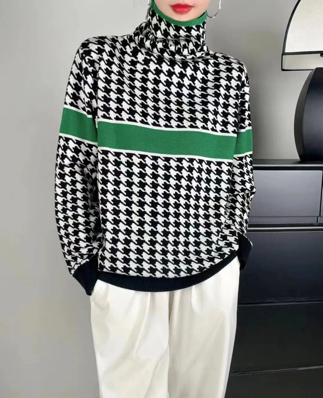 Mara | Elegant turtleneck sweater