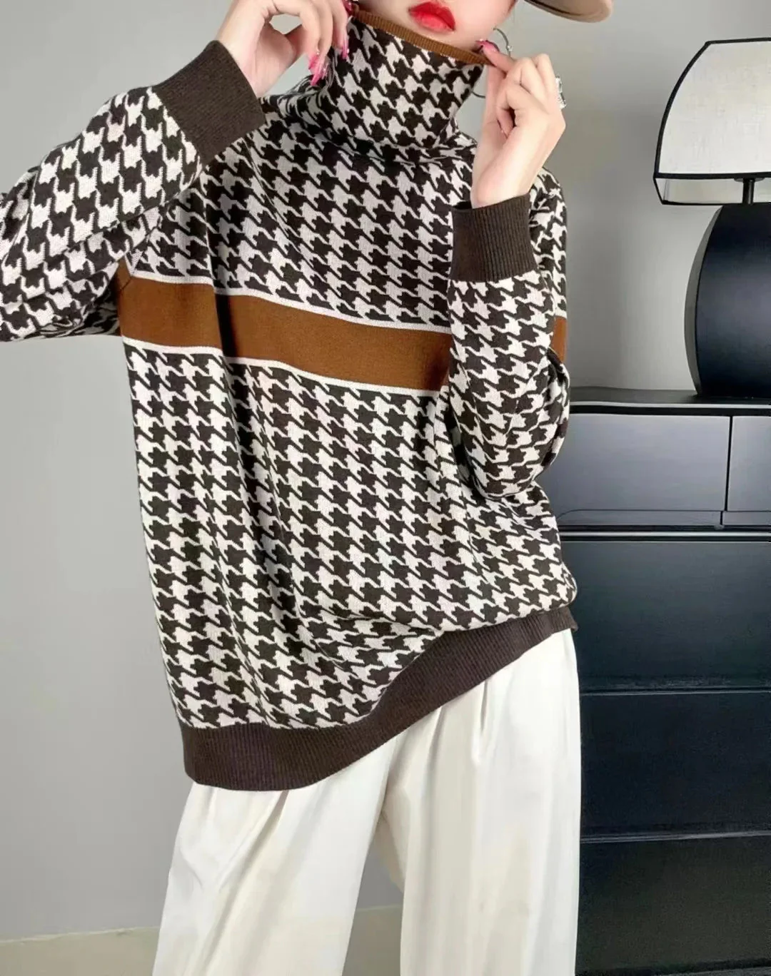 Mara | Elegant turtleneck sweater - Image 3