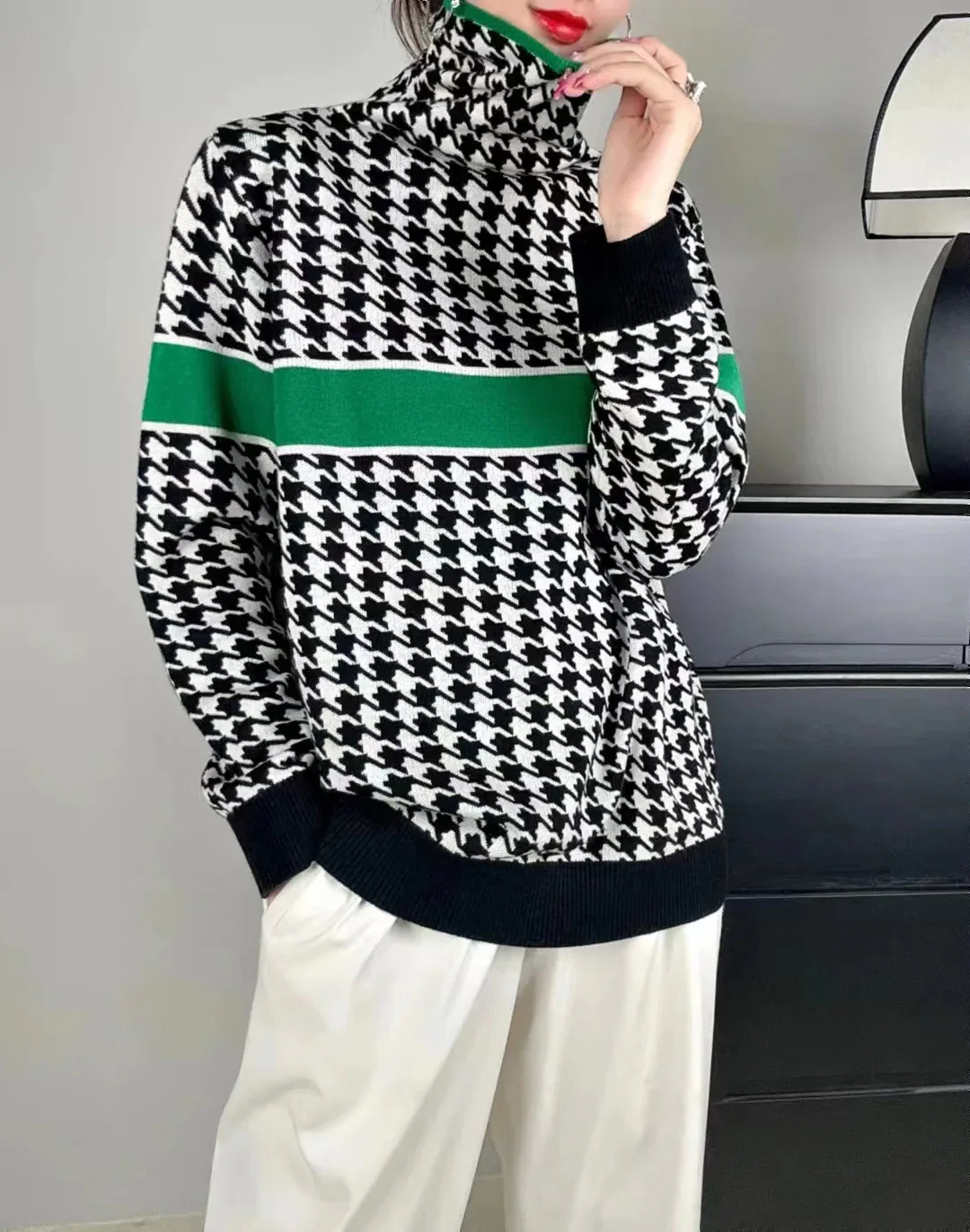 Mara | Elegant turtleneck sweater - Image 5