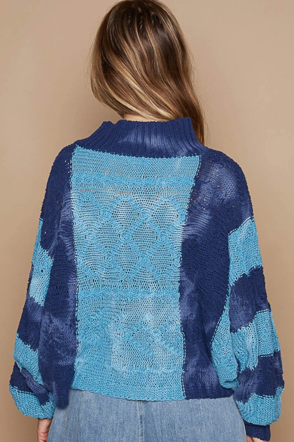 Maria Fernanda | POL sweater with stand-up collar and color block design - Image 2