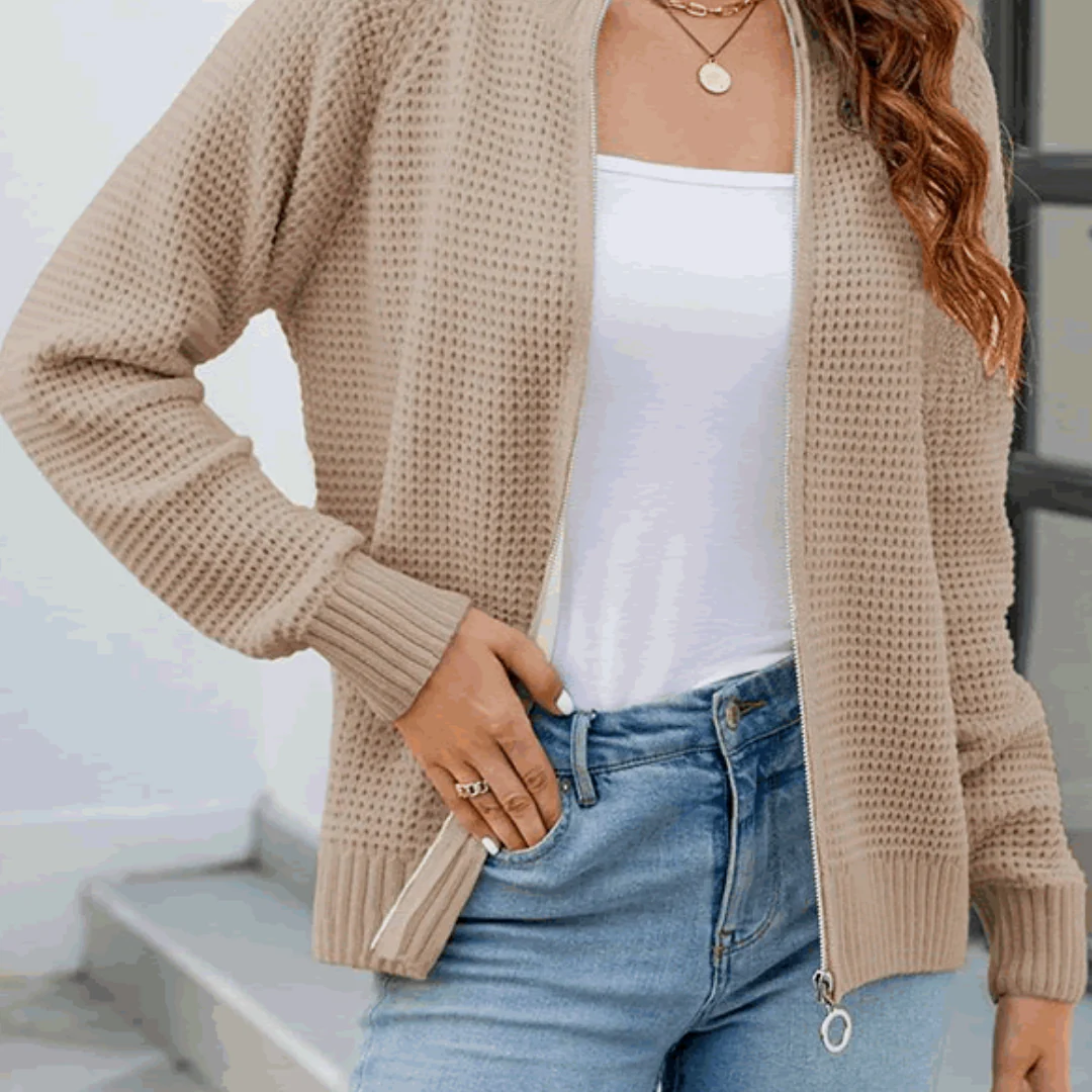 Mariana | Comfortable women's cardigan with zip - Image 2