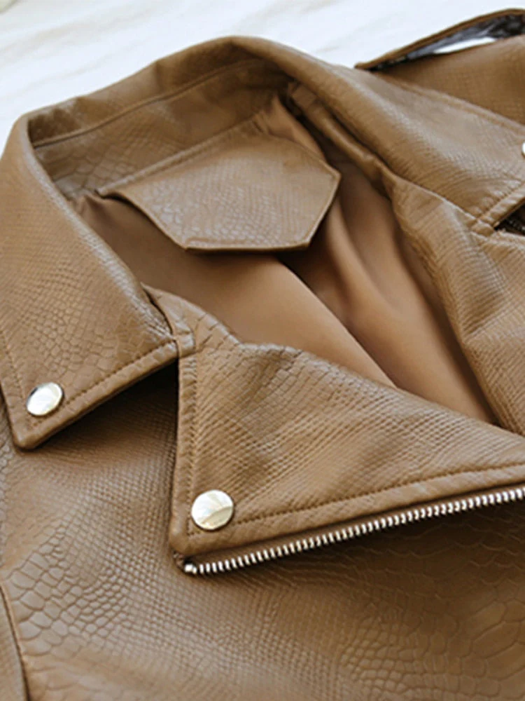 Mariana | Timeless and elegant winter coat - Image 2