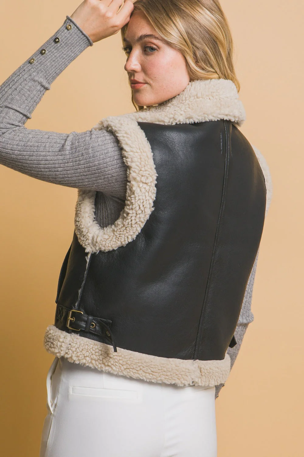 Maribel | Love Tree Sherpa vest with zip and pockets - Image 2