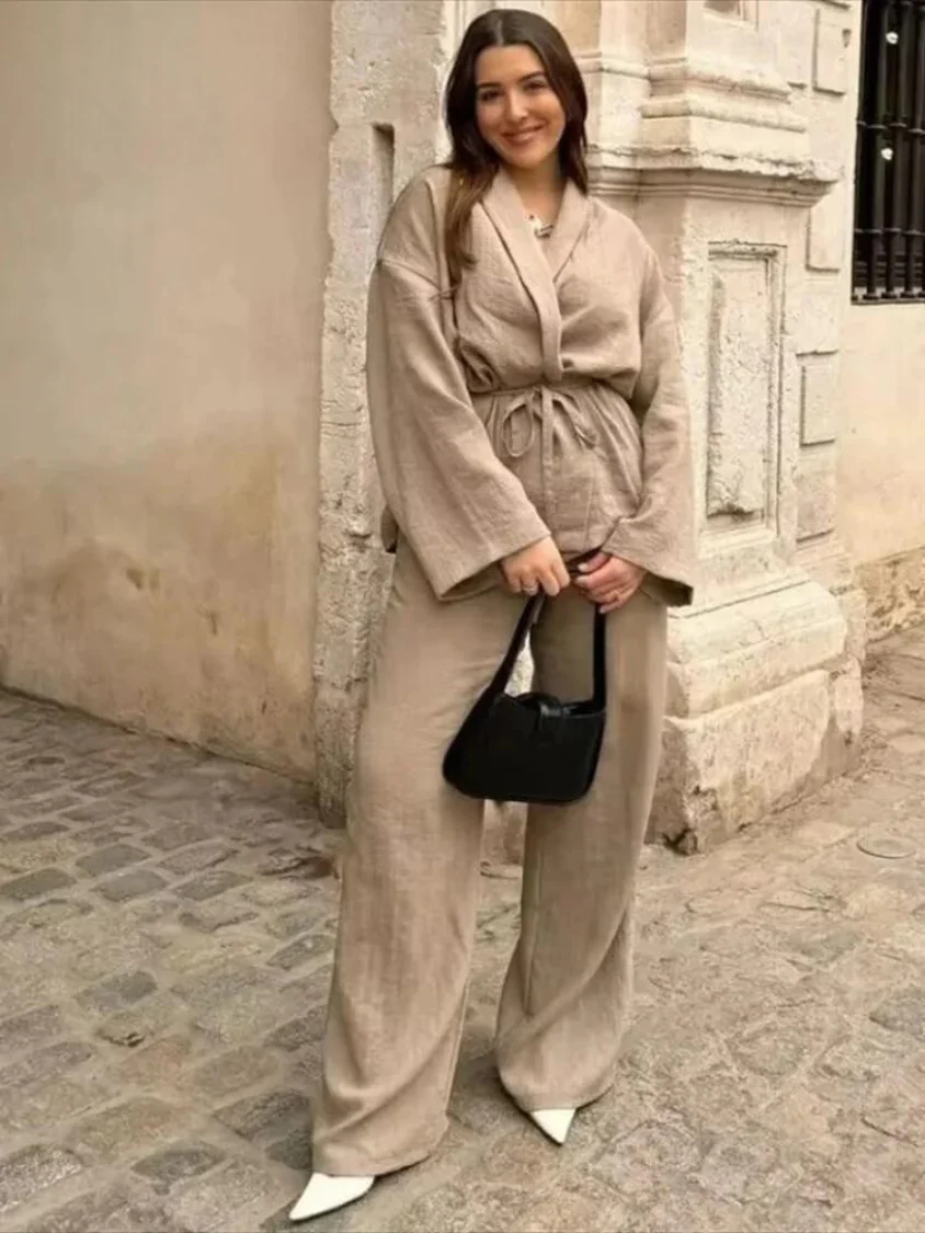 Maricarmen | Relaxed fashion outfit - Image 2