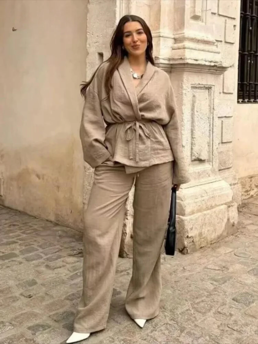 Maricarmen | Relaxed fashion outfit - Image 3