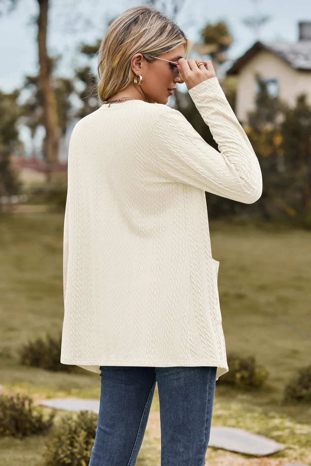 Maricela | Trendy and elegant winter cardigan - Image 12