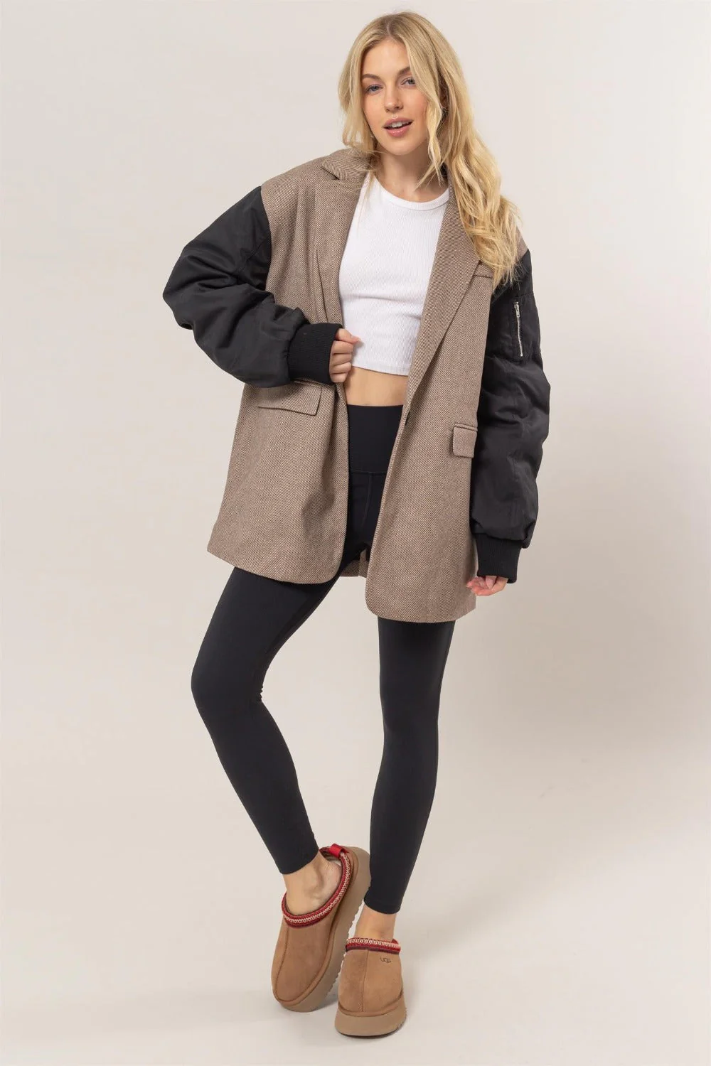 Marina | Long sleeve blazer with herringbone pattern and mixed media contrast - Image 4