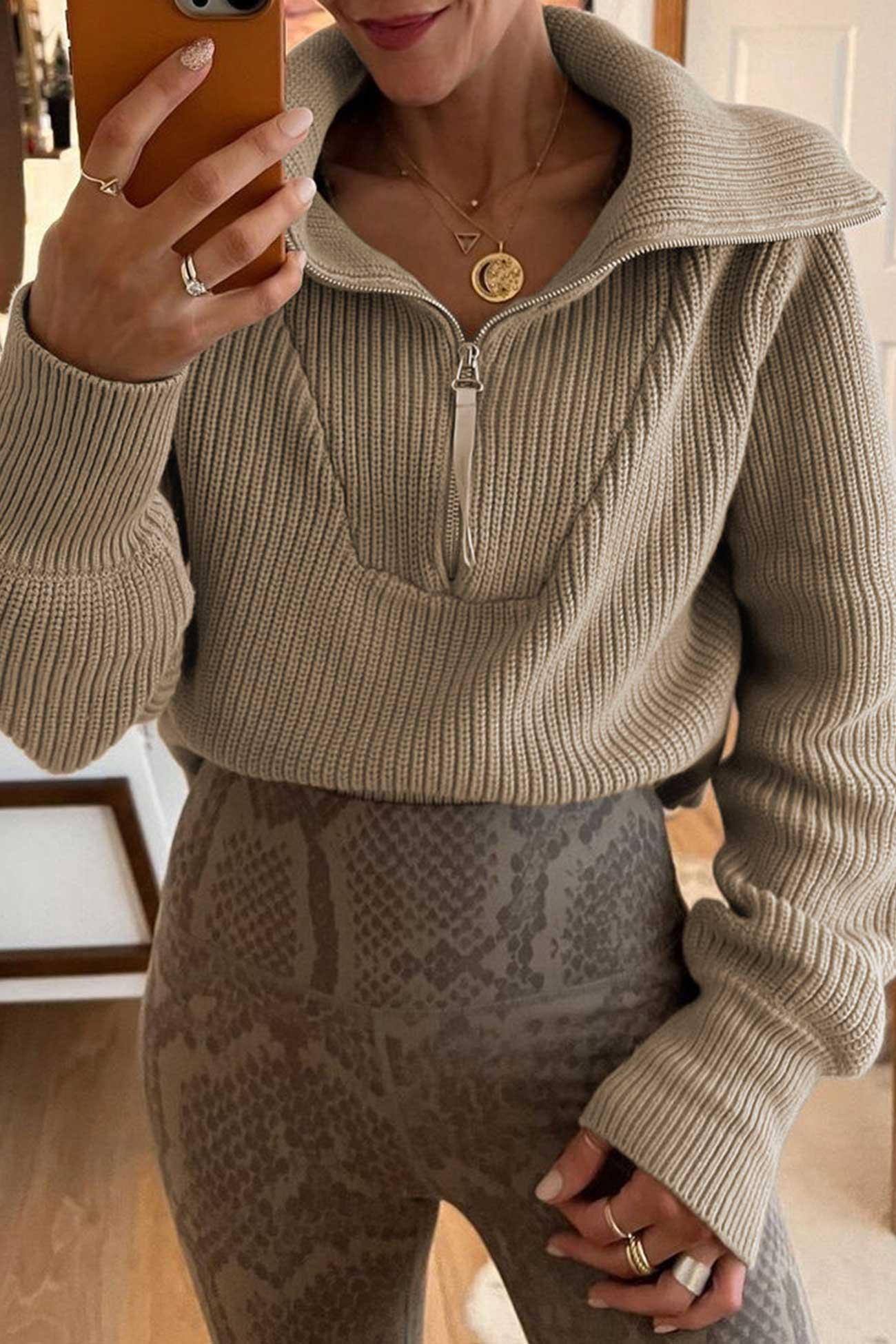Marina | Solid lapel zip sweater - Image 2