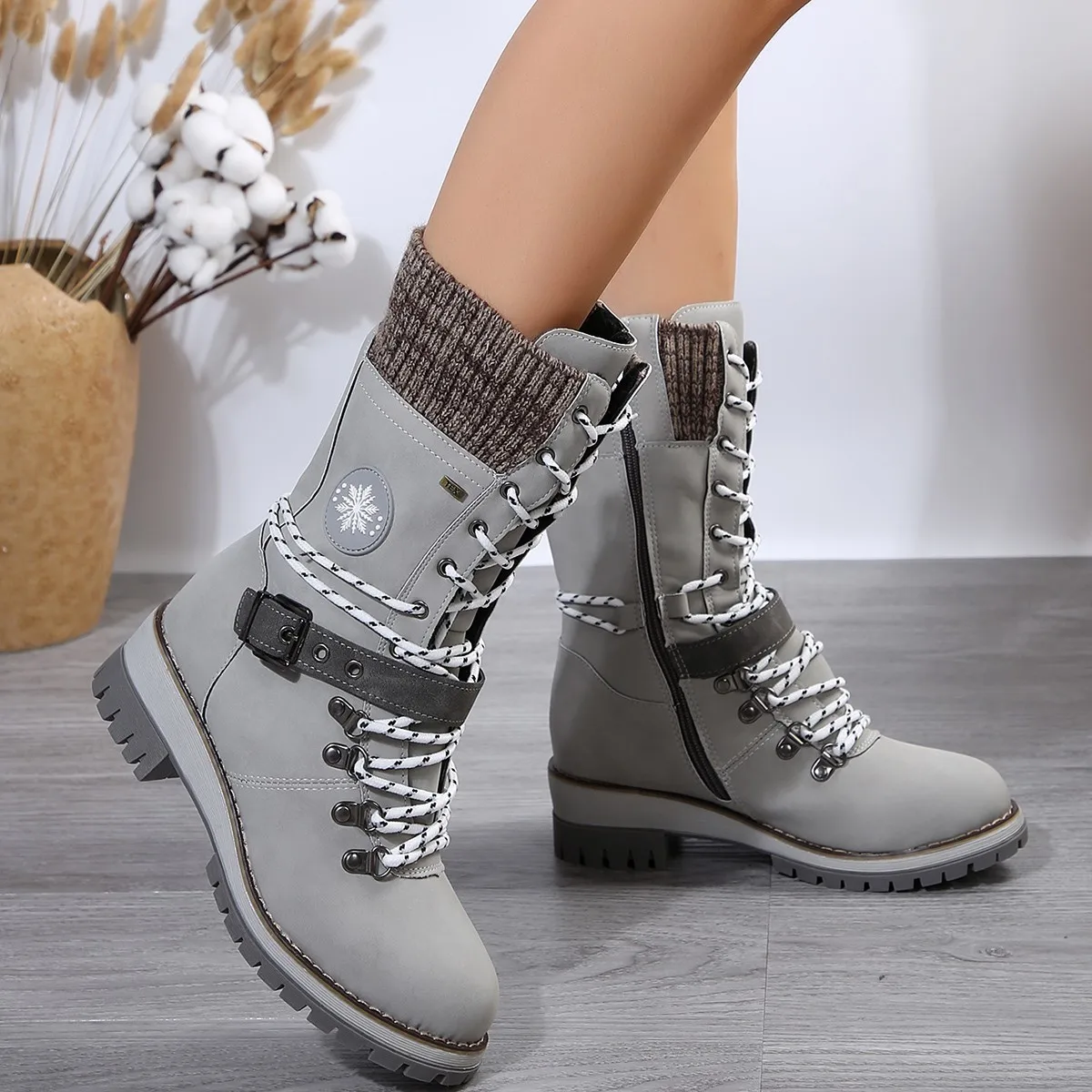 Marina | Supportive and trendy orthopedic boots - Image 2