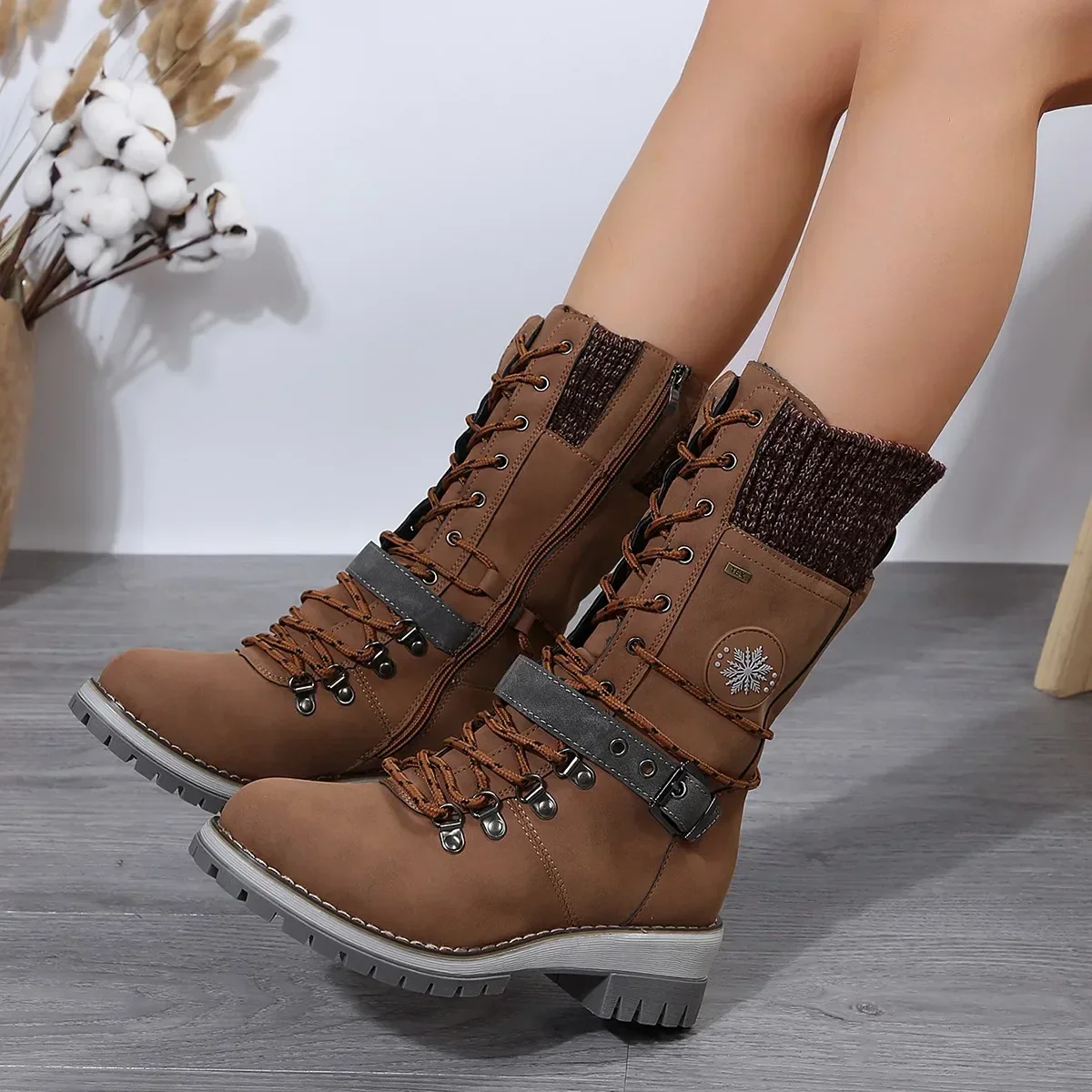 Marina | Supportive and trendy orthopedic boots - Image 3