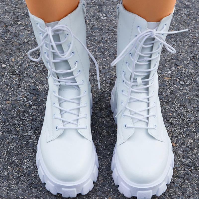 Mariola | Trendy and supportive orthopedic boots - Image 2