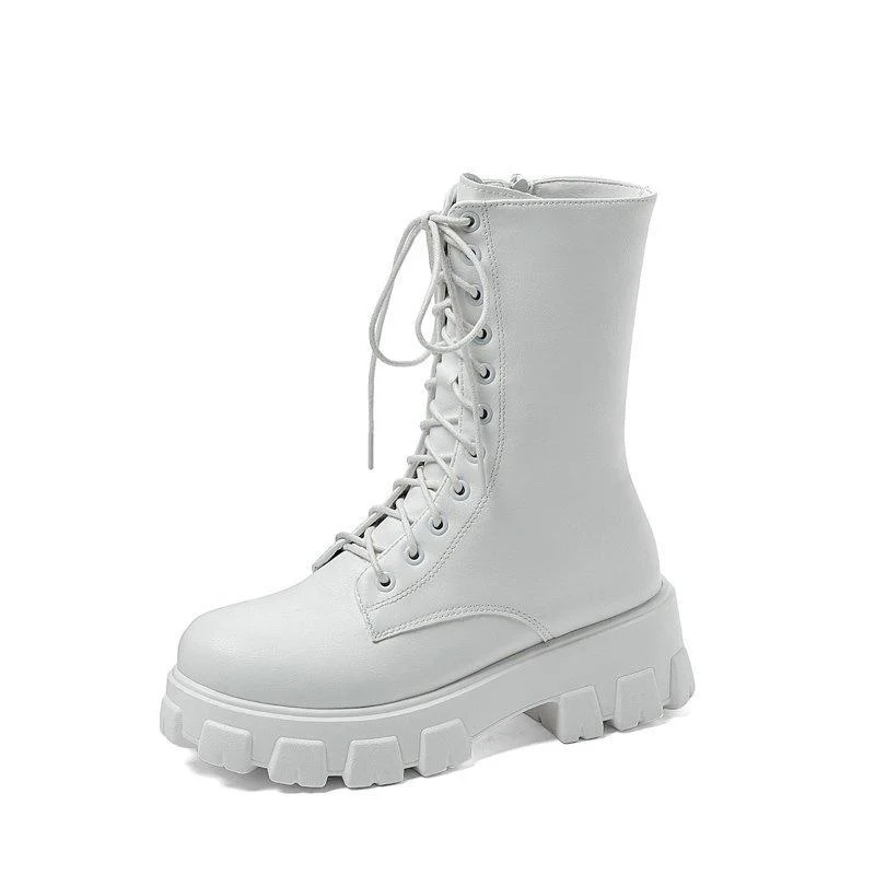Mariola | Trendy and supportive orthopedic boots - Image 4