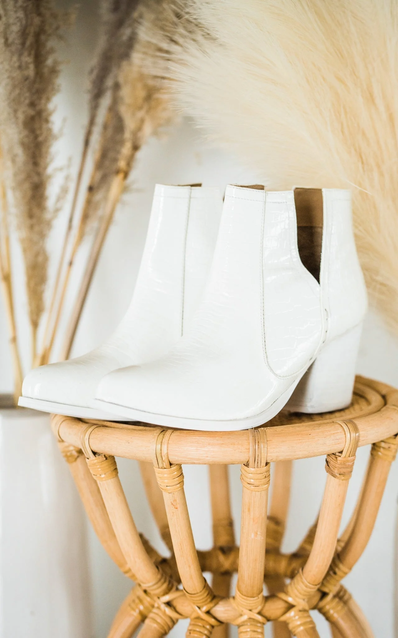 Marion | Ankle boots in white crocodile leather - Image 8
