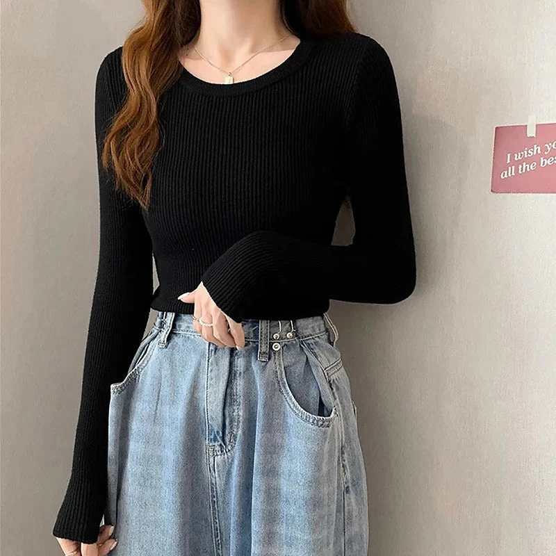 Marion | Women's slim fit long sleeve sweater with square neckline - Image 4