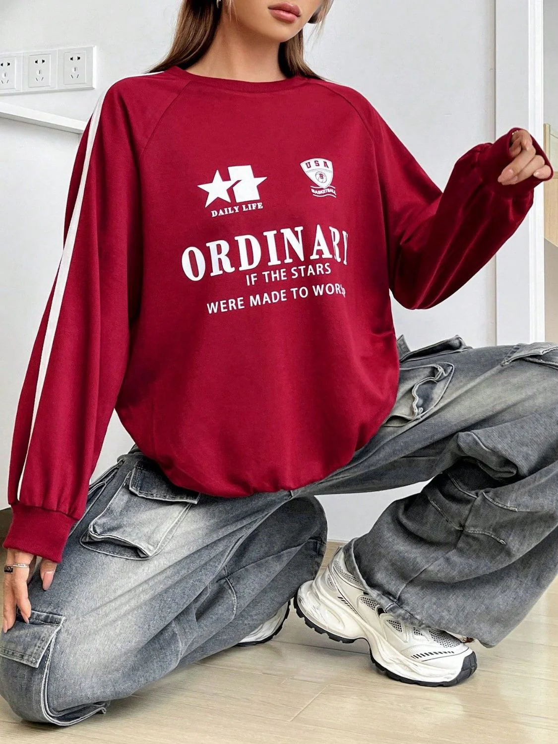 Marta | Long sleeve crew neck sweatshirt with letter graphic - Image 5