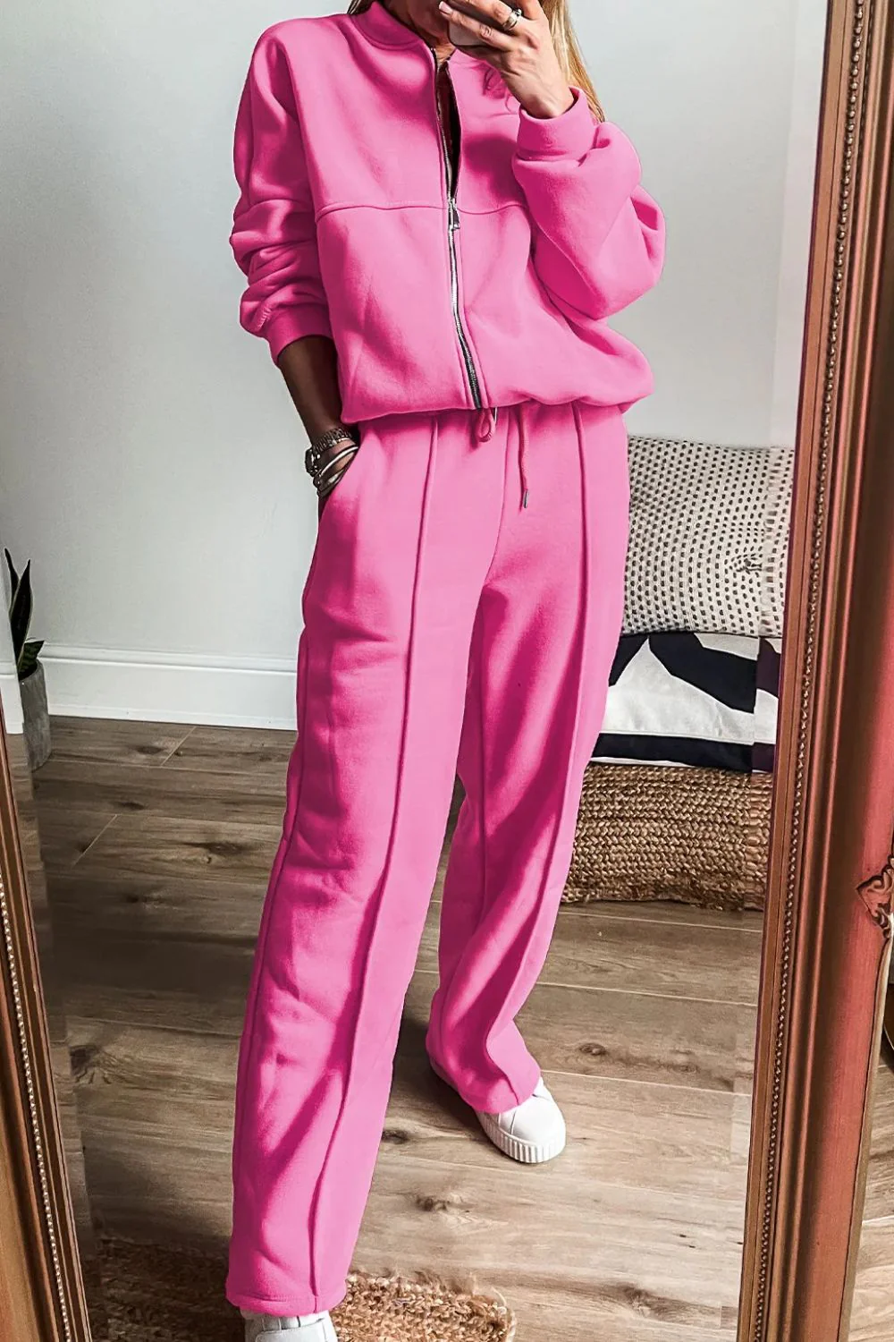 Marta | Long-sleeved top and zip-up trousers set - Image 4