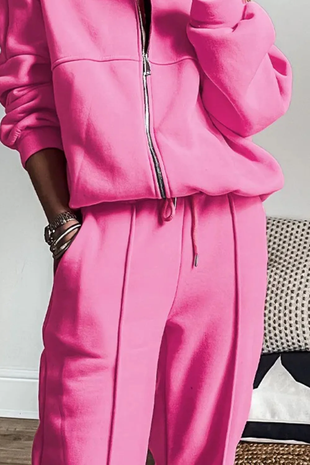 Marta | Long-sleeved top and zip-up trousers set - Image 5